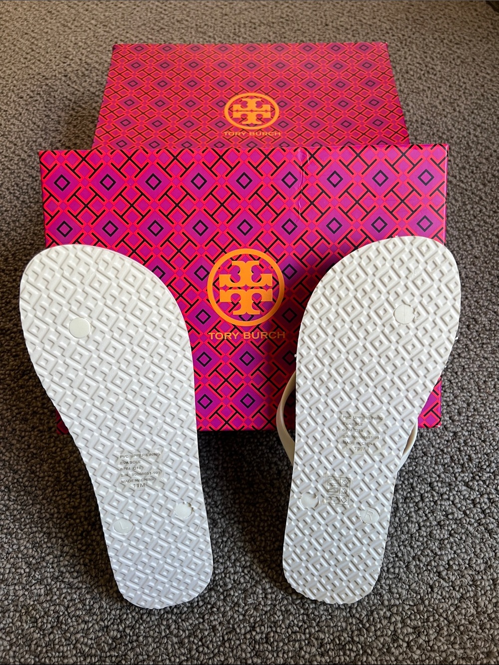Tory Burch White Floral Logo Flip Flop Sandals with Gold Accents - Picture 2 of 3